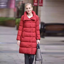 doudoune longue femme tendance 2018 fashion ultra légère chaude light down uniqlo moncler jott canada goose north face zara rouge grand col large chic classe