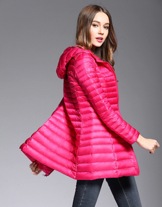 doudoune rose bonbon tendance 2018 chic classe femme longue haute qualité duvet ultra fine légère à capuche parka couleur chaude uniqlo moncler jott canada goose north uniclo pas cher transportable en pochon