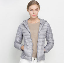 doudoune femme à capuche parka gris chic tendance 2018 2019 haute qualité duvet plume ultra fine légère couleur chaude uniqlo moncler jott canada goose the north face uniclo pas cher transportable pliable en pochon porté