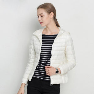 doudoune femme à capuche parka blanc chic tendance 2018 2019 haute qualité duvet plume ultra fine légère couleur chaude uniqlo moncler jott canada goose the north face uniclo pas cher transportable pliable en pochon porté